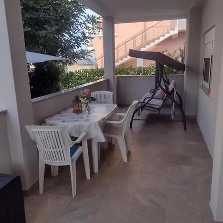 Franica Apartman *