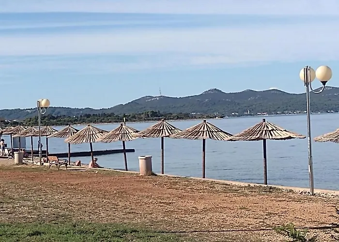 Franica * Ζαντάρ